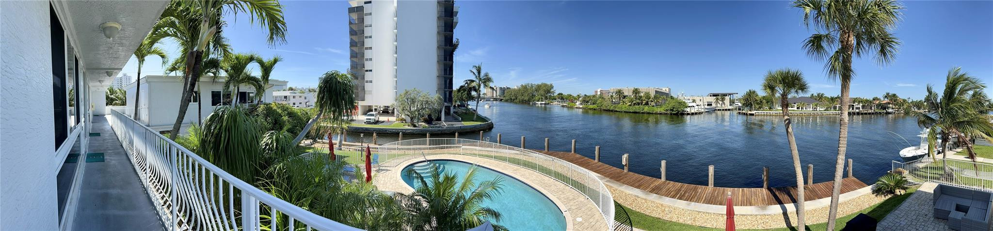 1705 N Riverside Dr 6