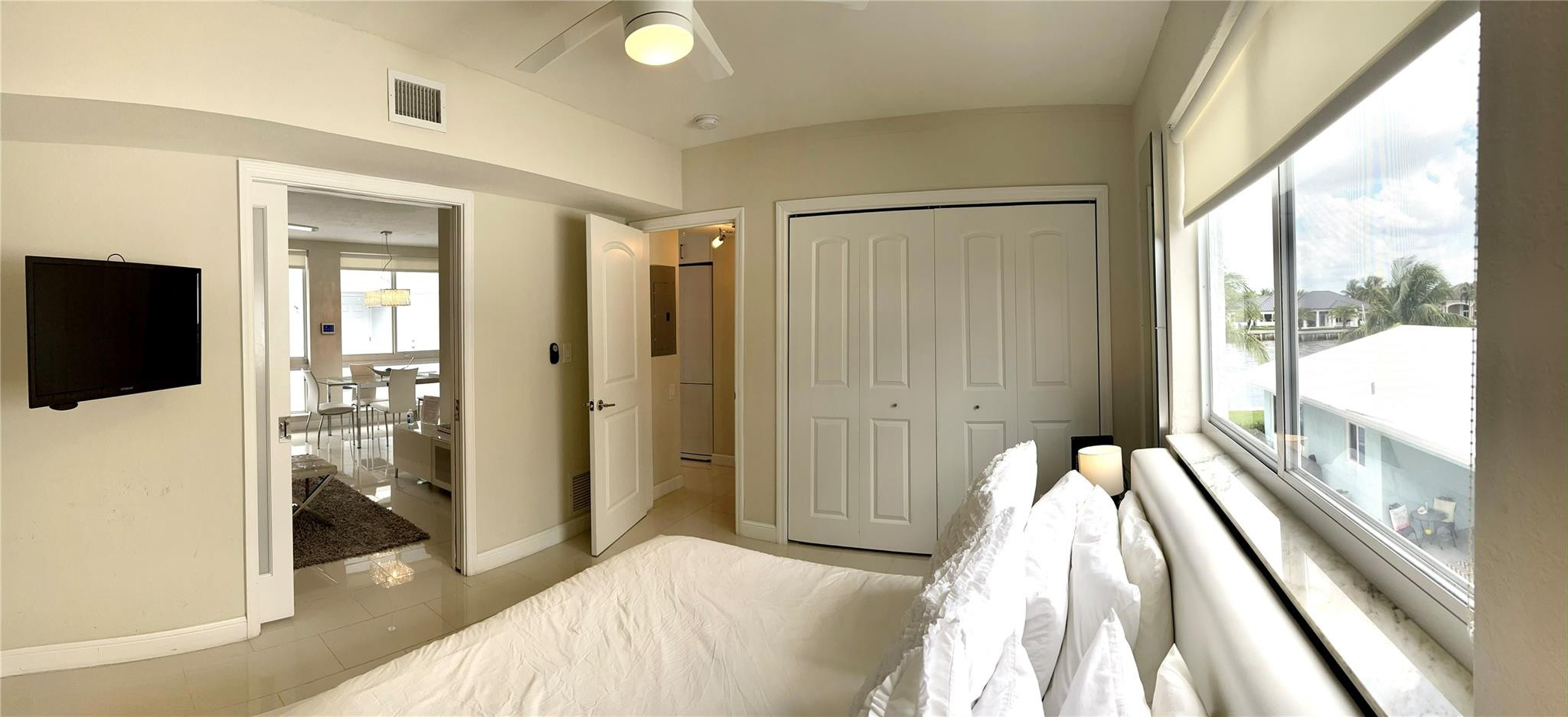 1705 N Riverside Dr 6