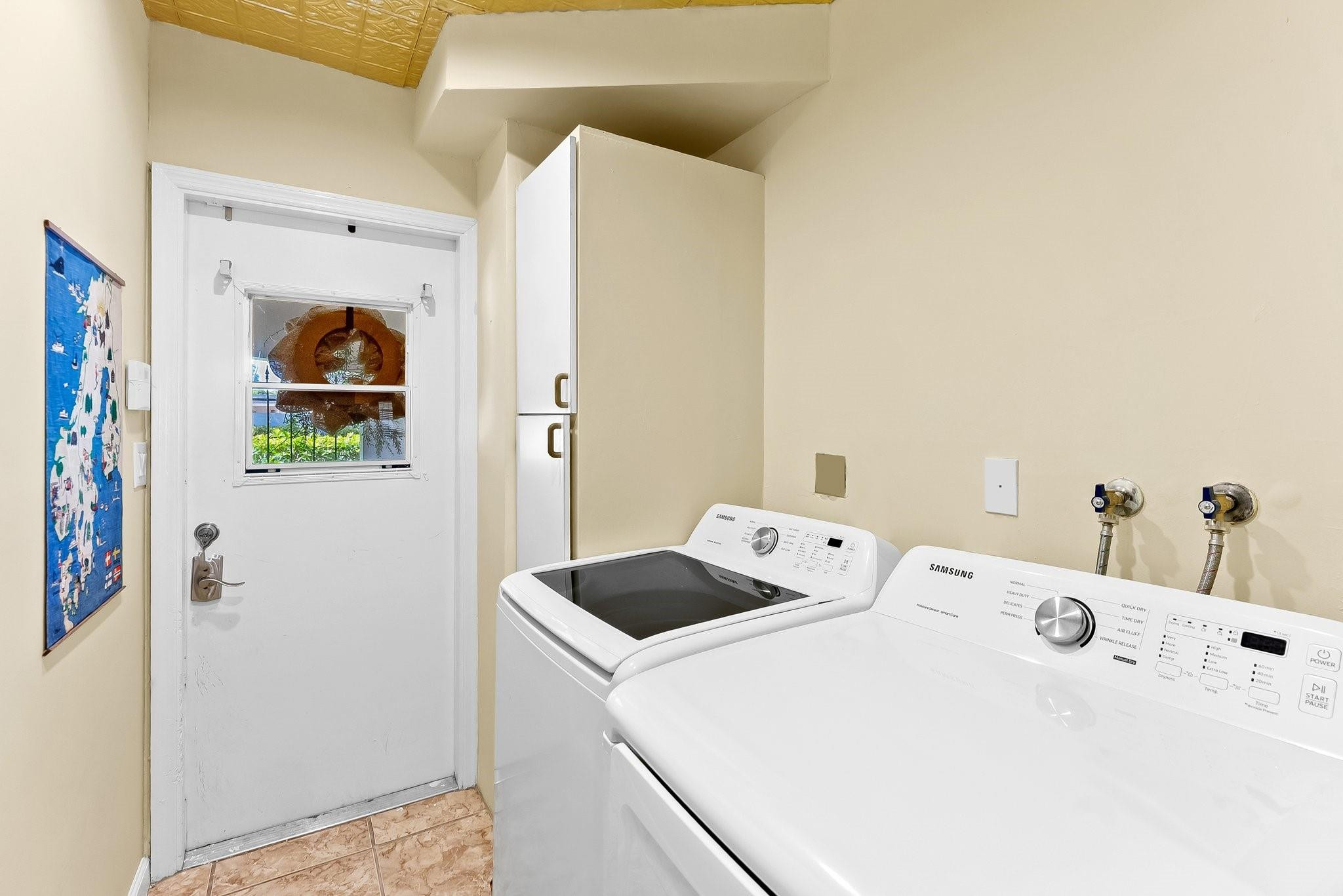 3015 N Palm Aire Dr 3015