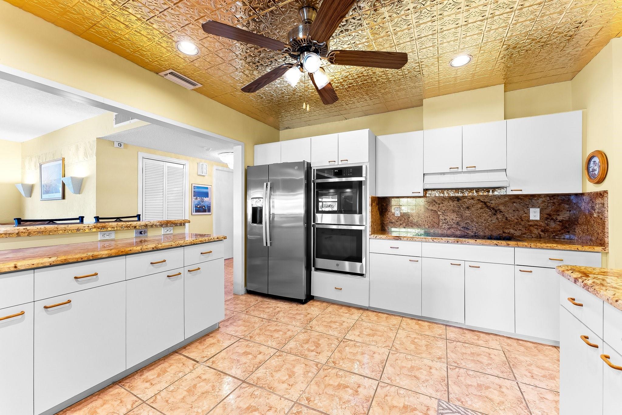 3015 N Palm Aire Dr 3015