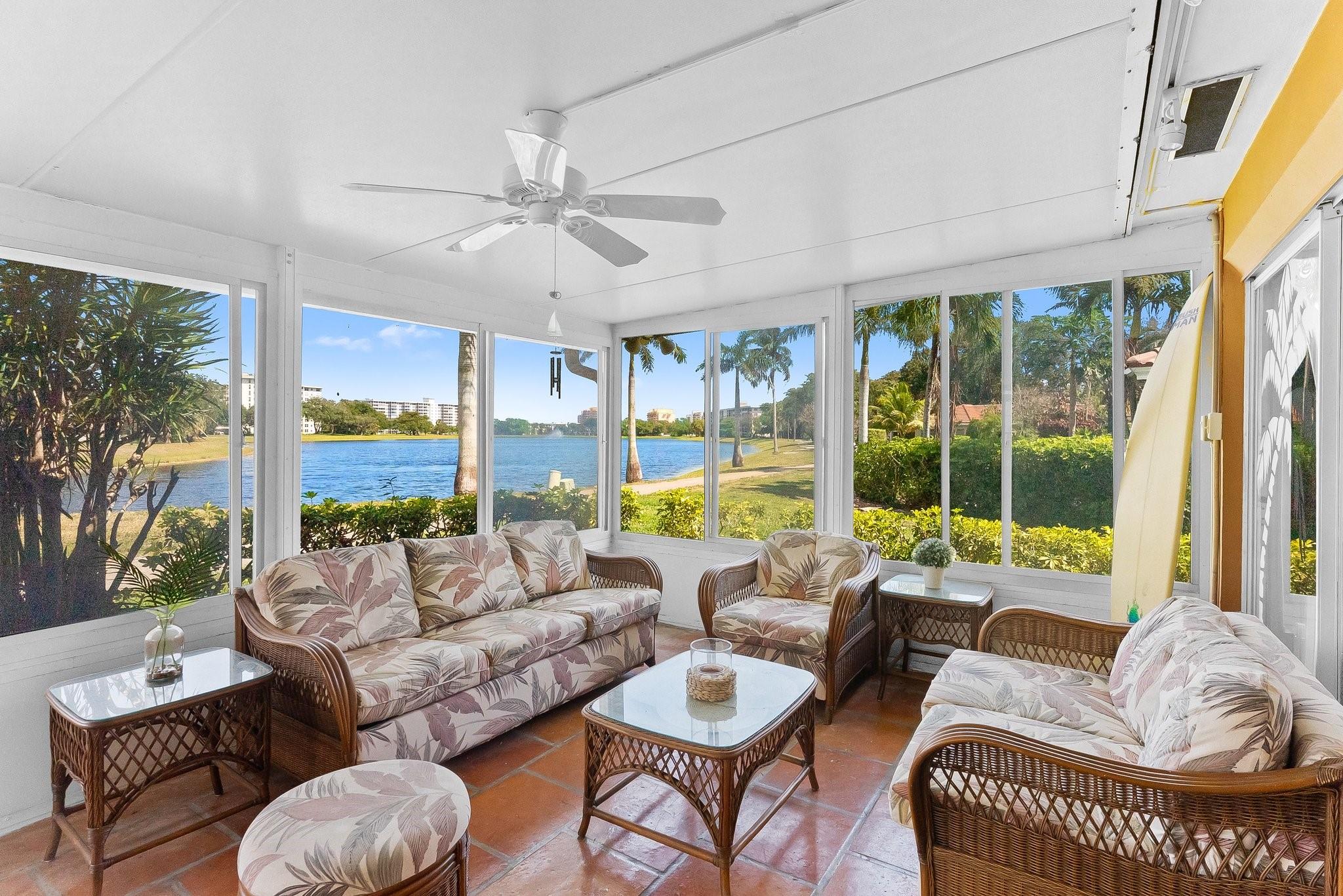 3015 N Palm Aire Dr 3015