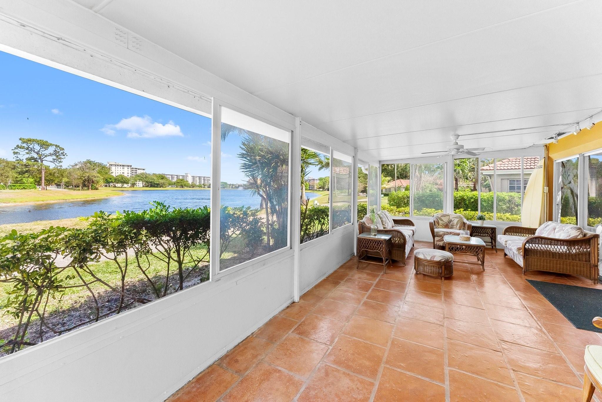 3015 N Palm Aire Dr 3015