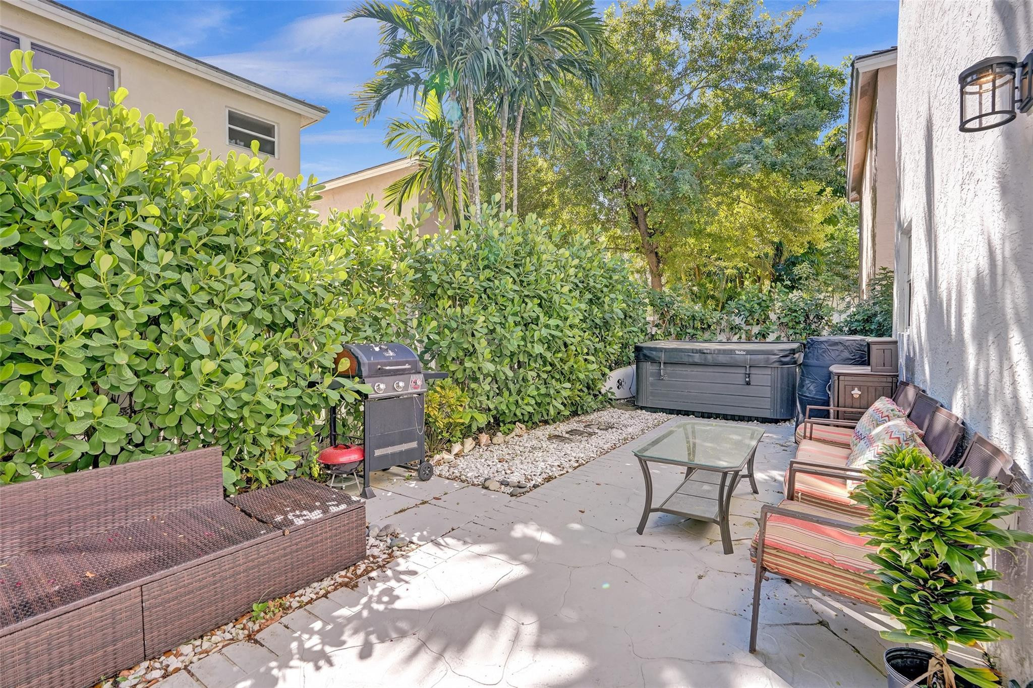 9841 NW 9th Ct