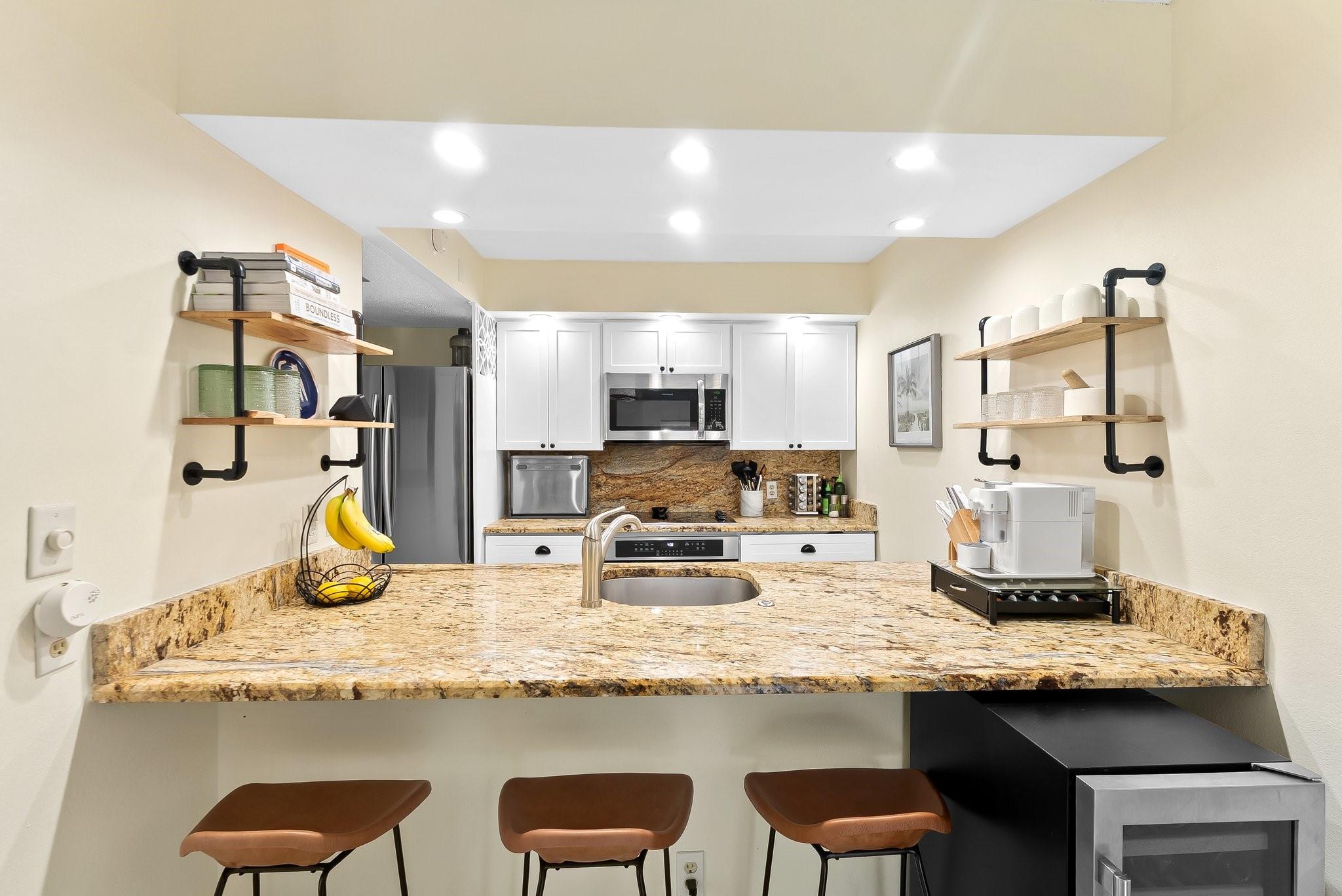 656 Kensington Pl 12b