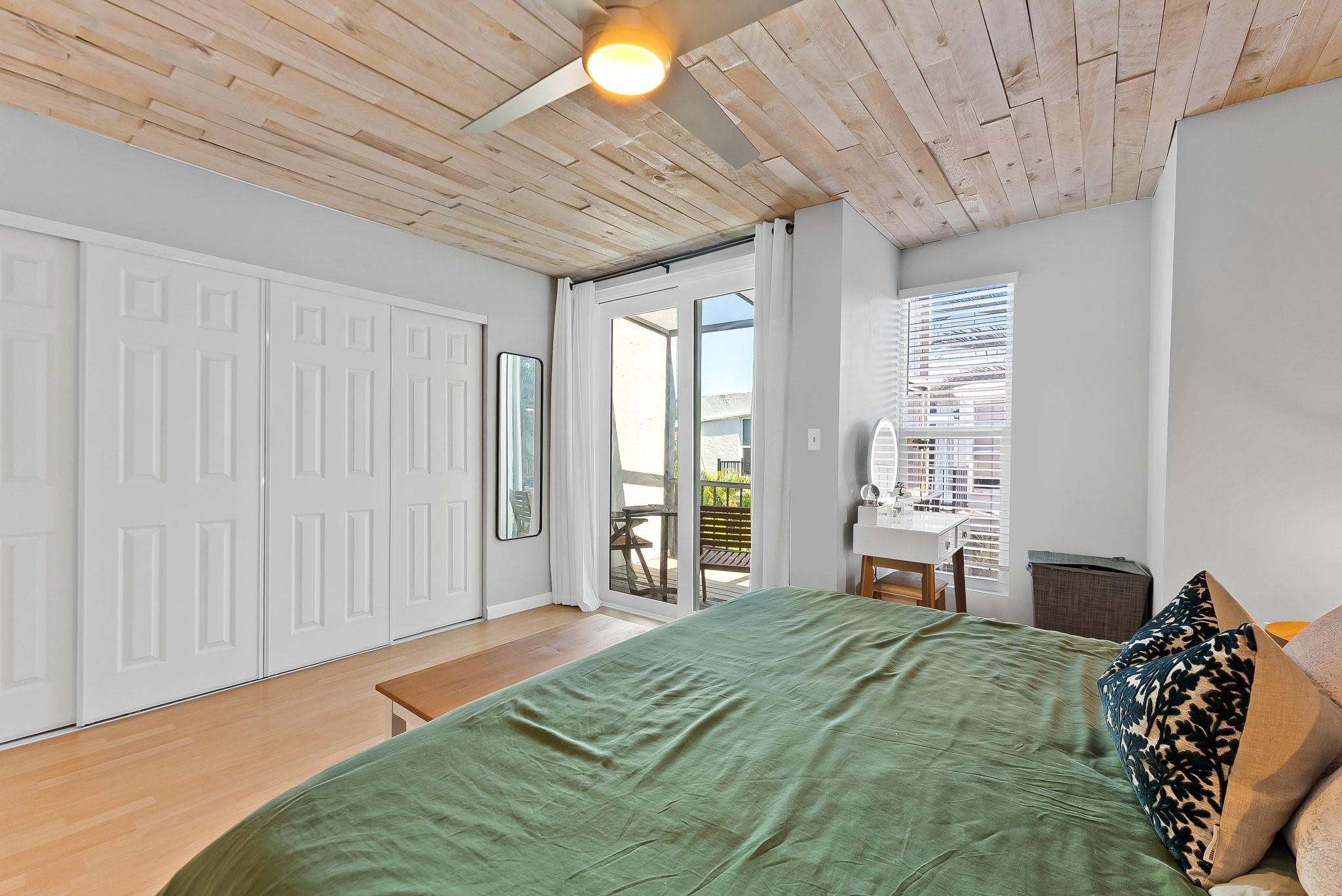 656 Kensington Pl 12b