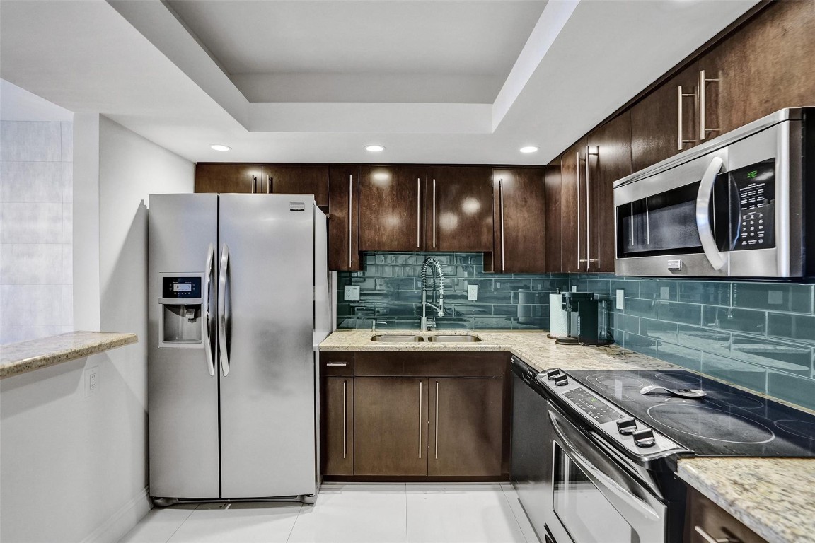 3750 Galt Ocean Dr 1103