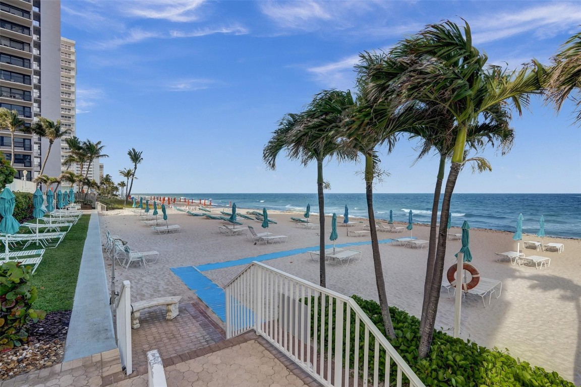 3750 Galt Ocean Dr 1103