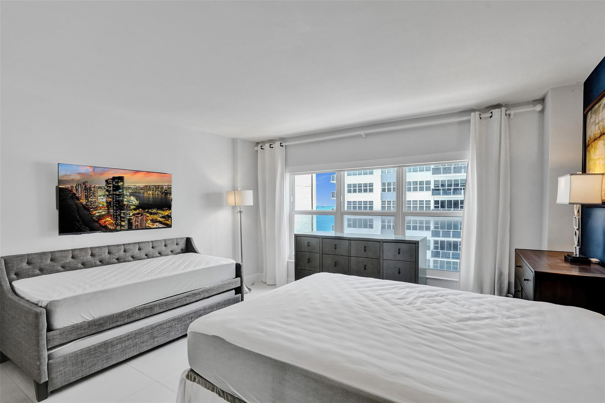 3750 Galt Ocean Dr 1103