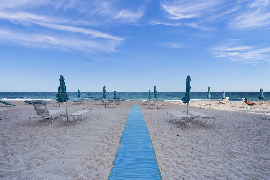 3750 Galt Ocean Dr 1103