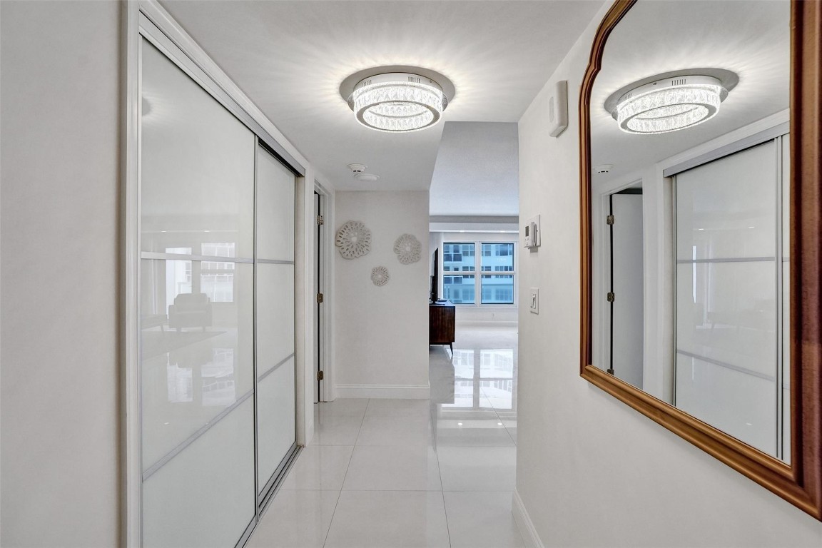 3750 Galt Ocean Dr 1103