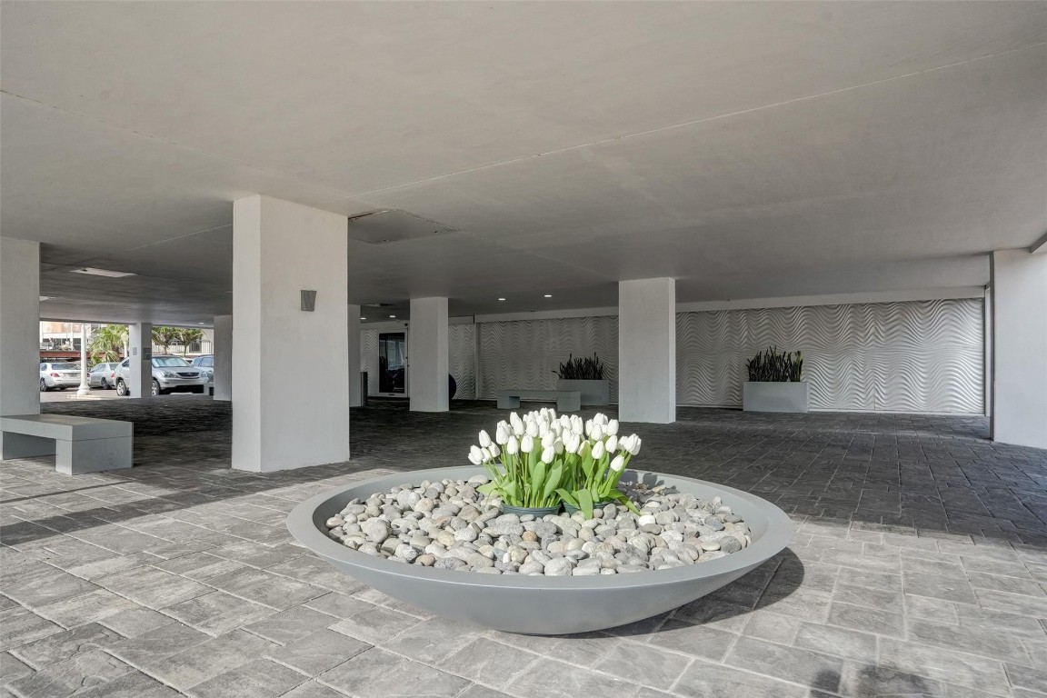 3750 Galt Ocean Dr 1103