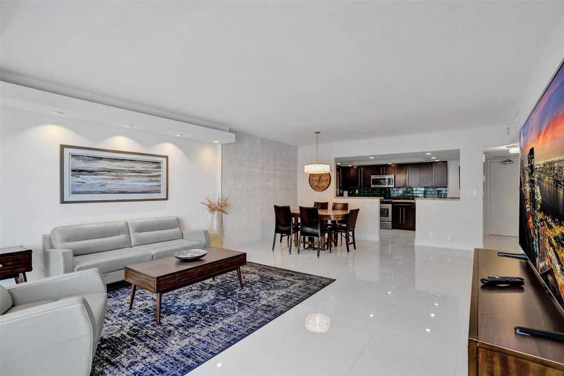 3750 Galt Ocean Dr 1103