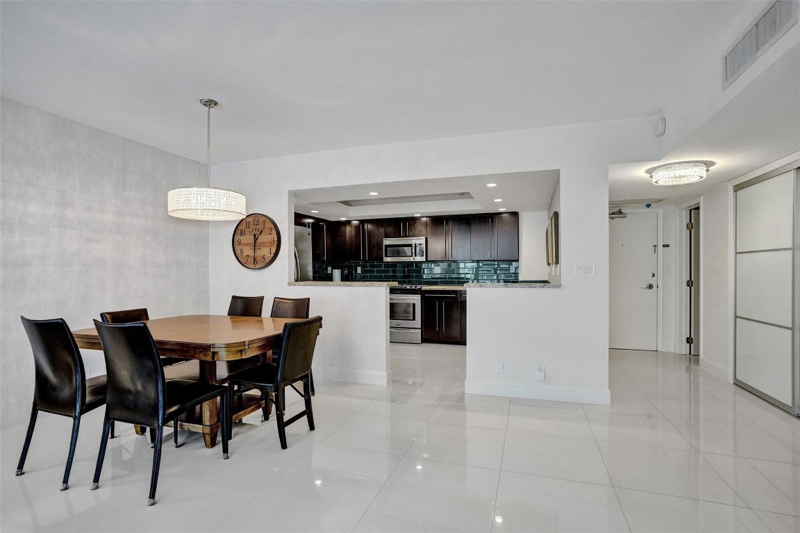 3750 Galt Ocean Dr 1103