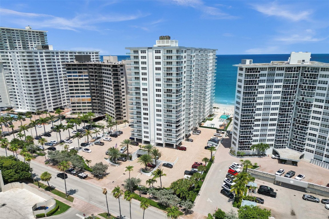 3750 Galt Ocean Dr 1103