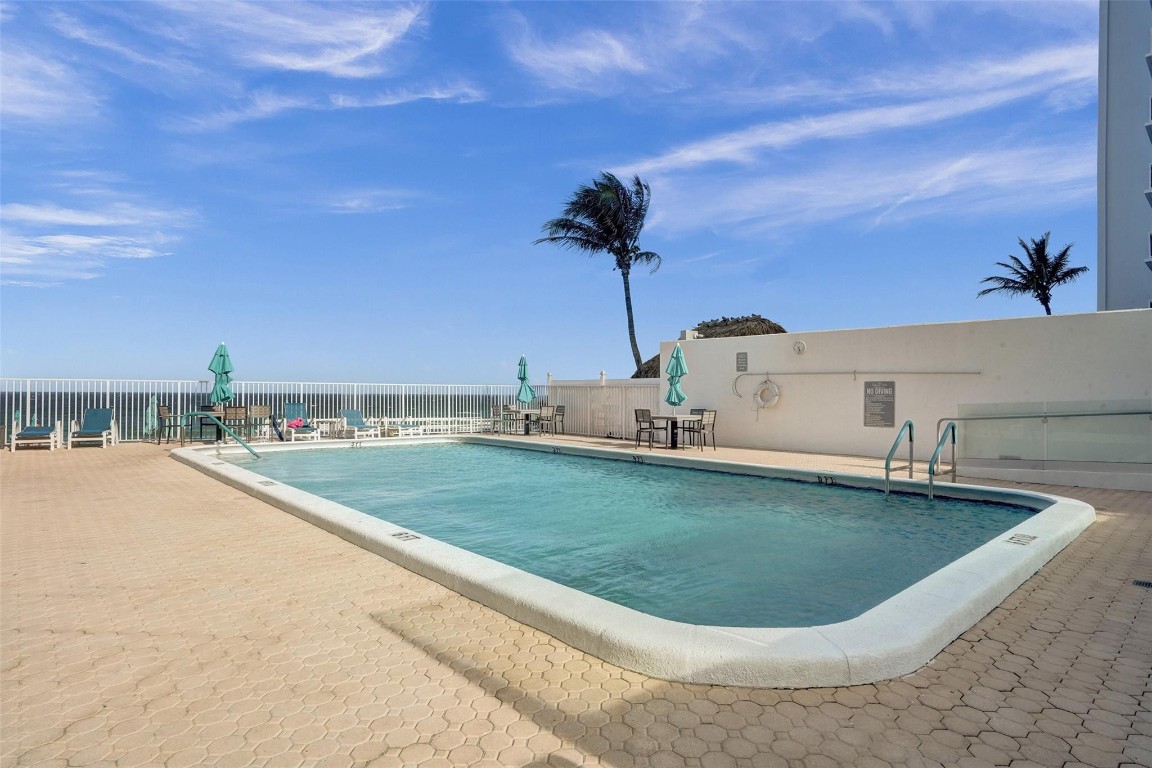 3750 Galt Ocean Dr 1103