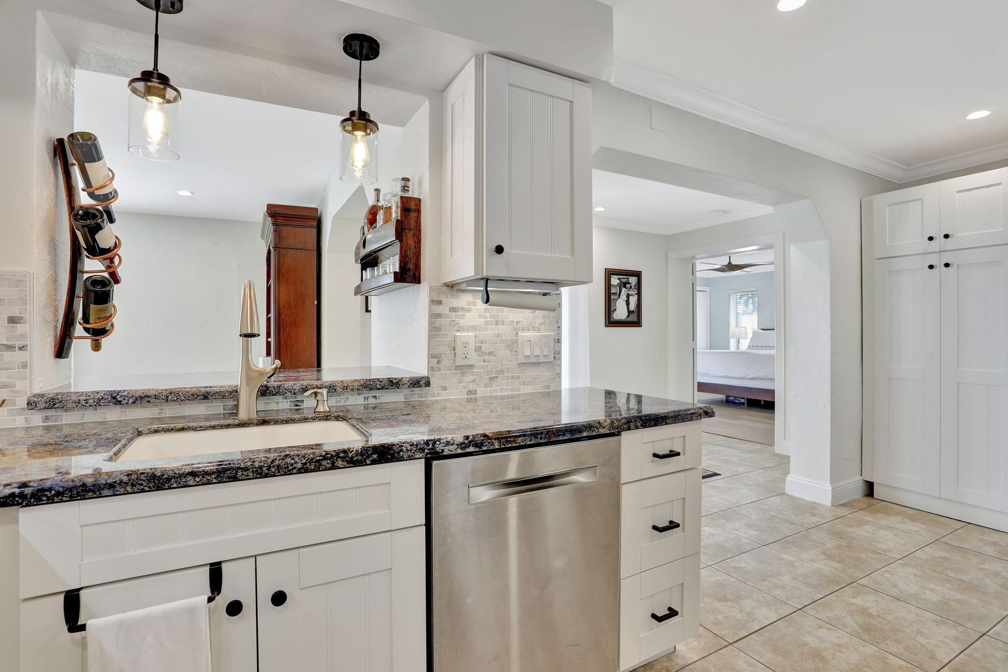 912 SE 16th Court