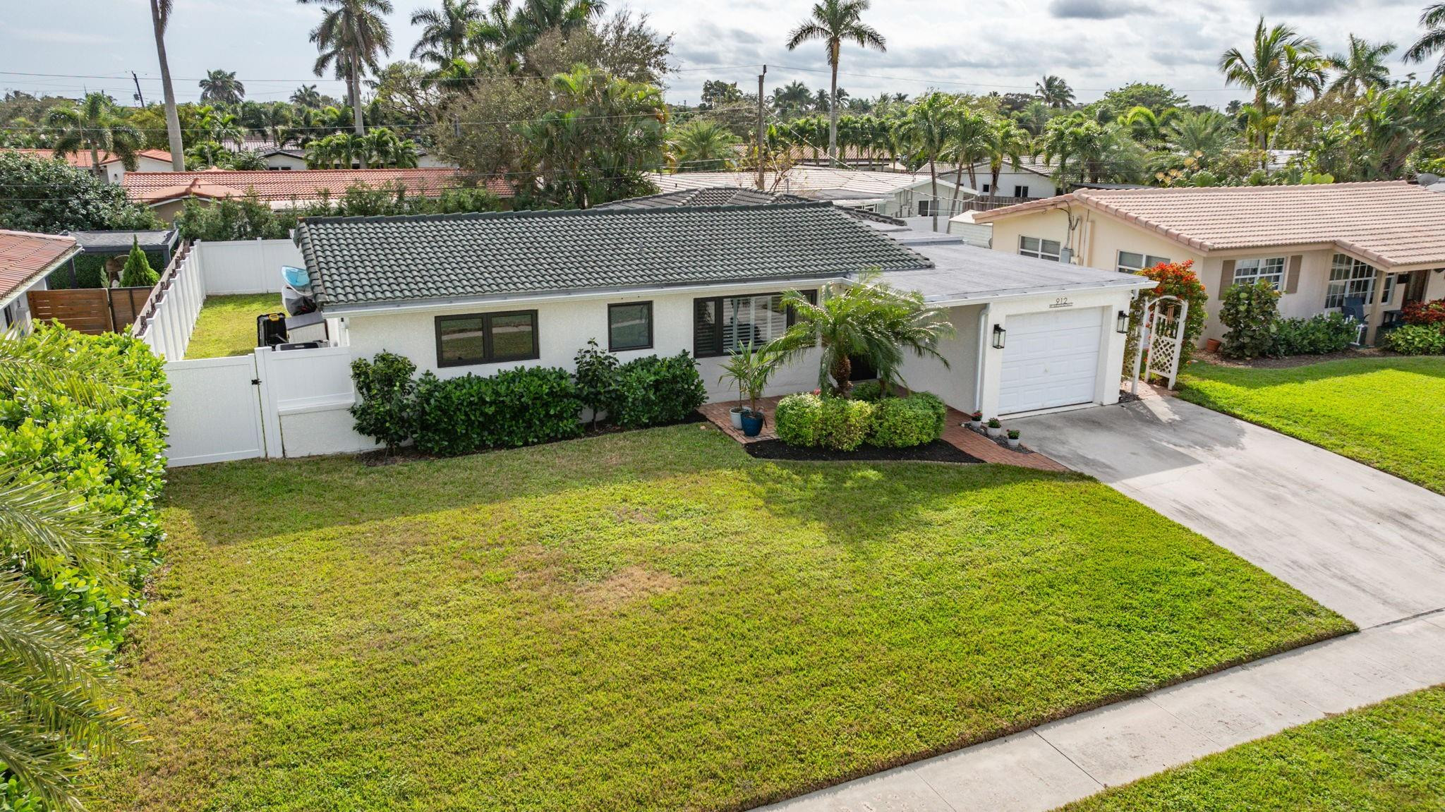 912 SE 16th Court