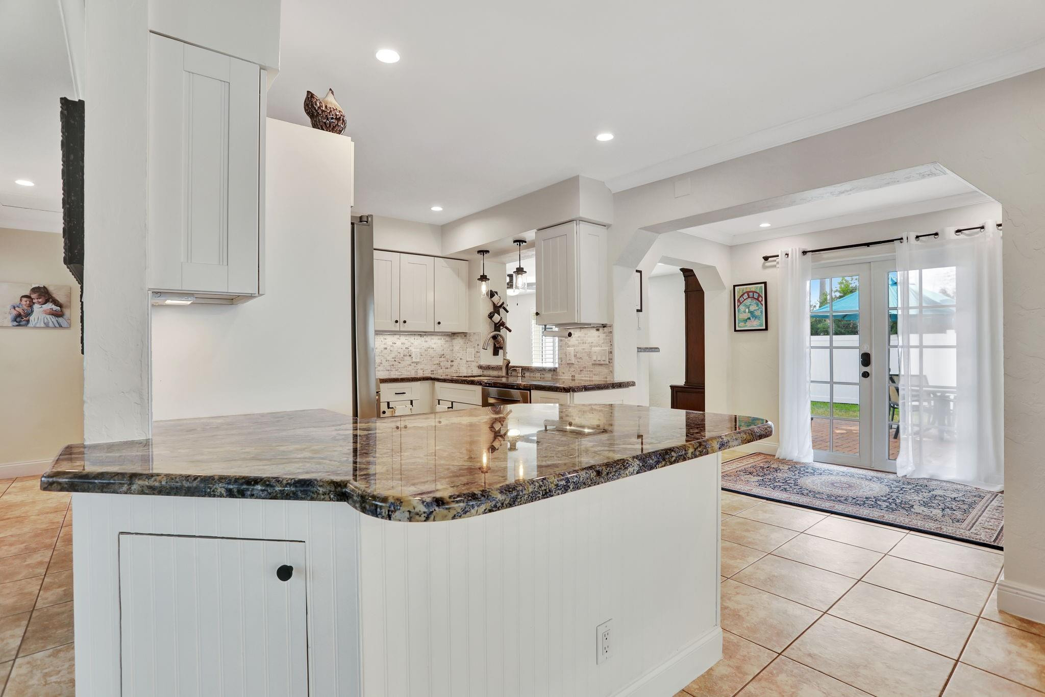 912 SE 16th Court