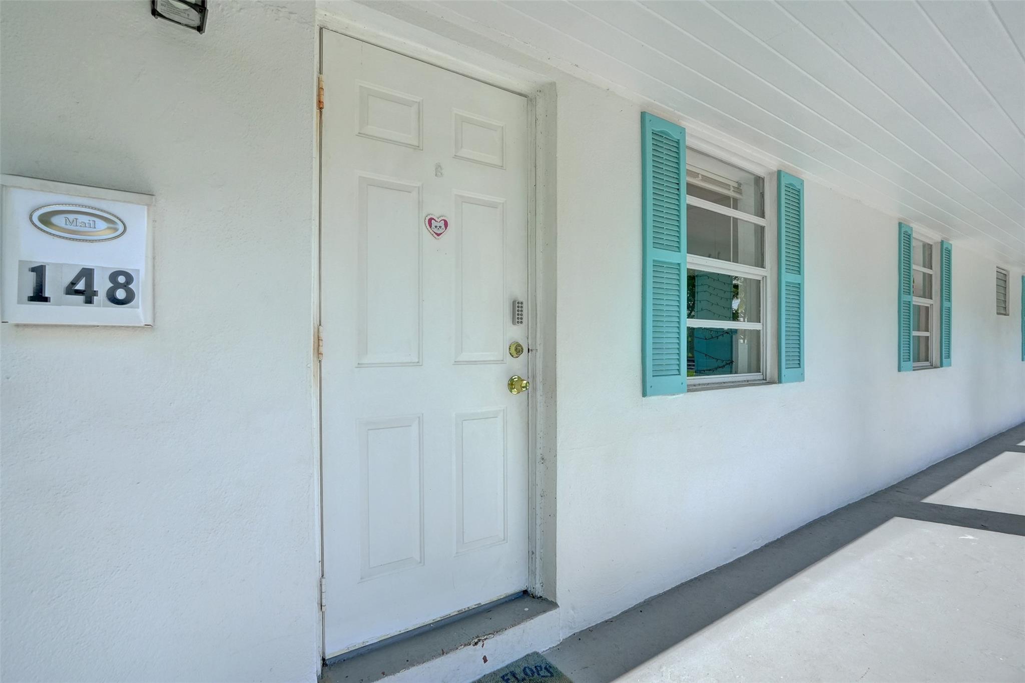 146 NE 1st Ave