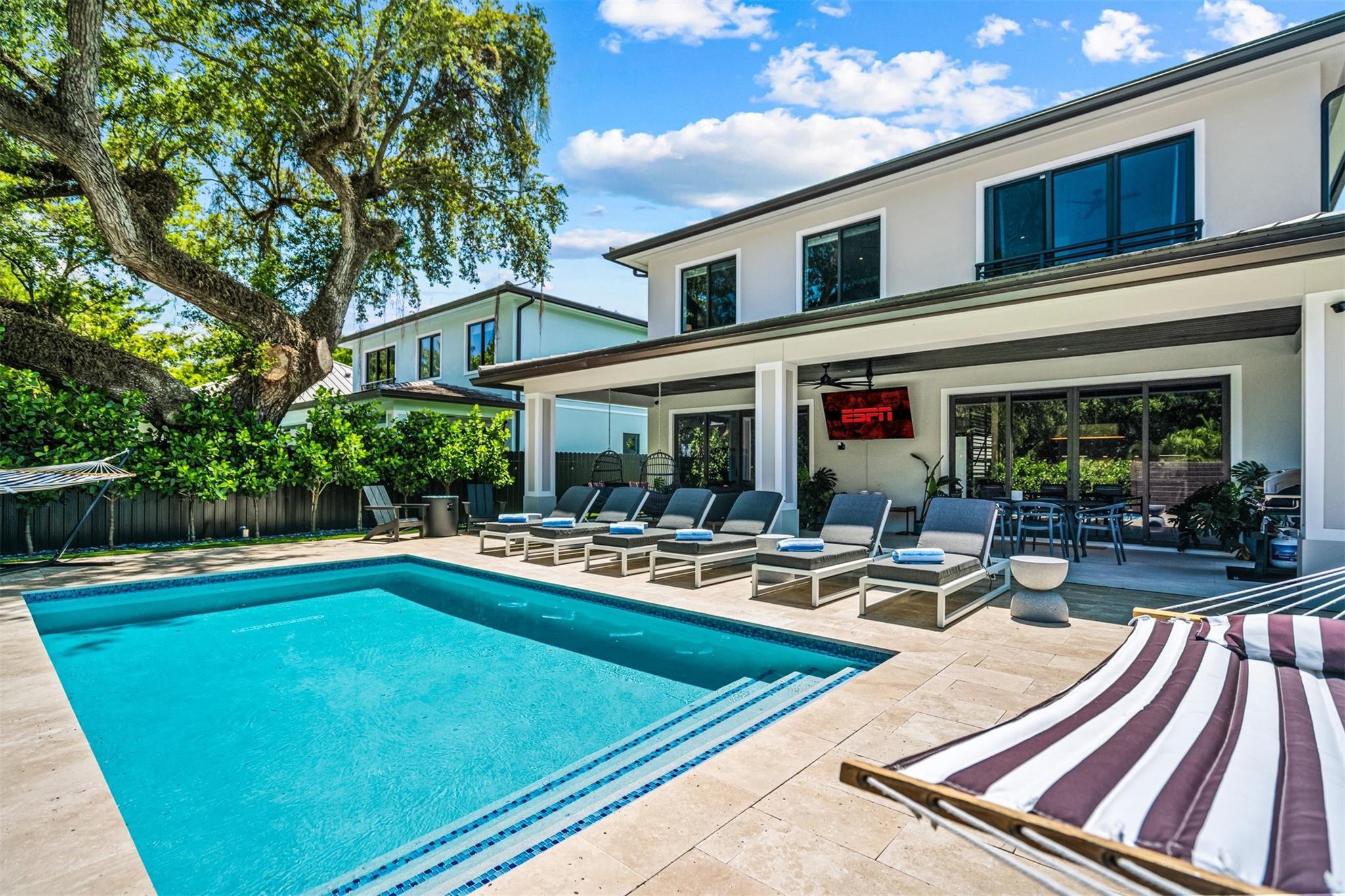 620 SW 12th Ave