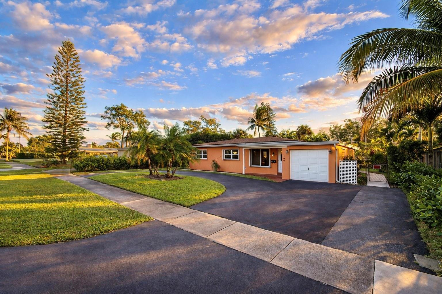 180 SW 9th Court