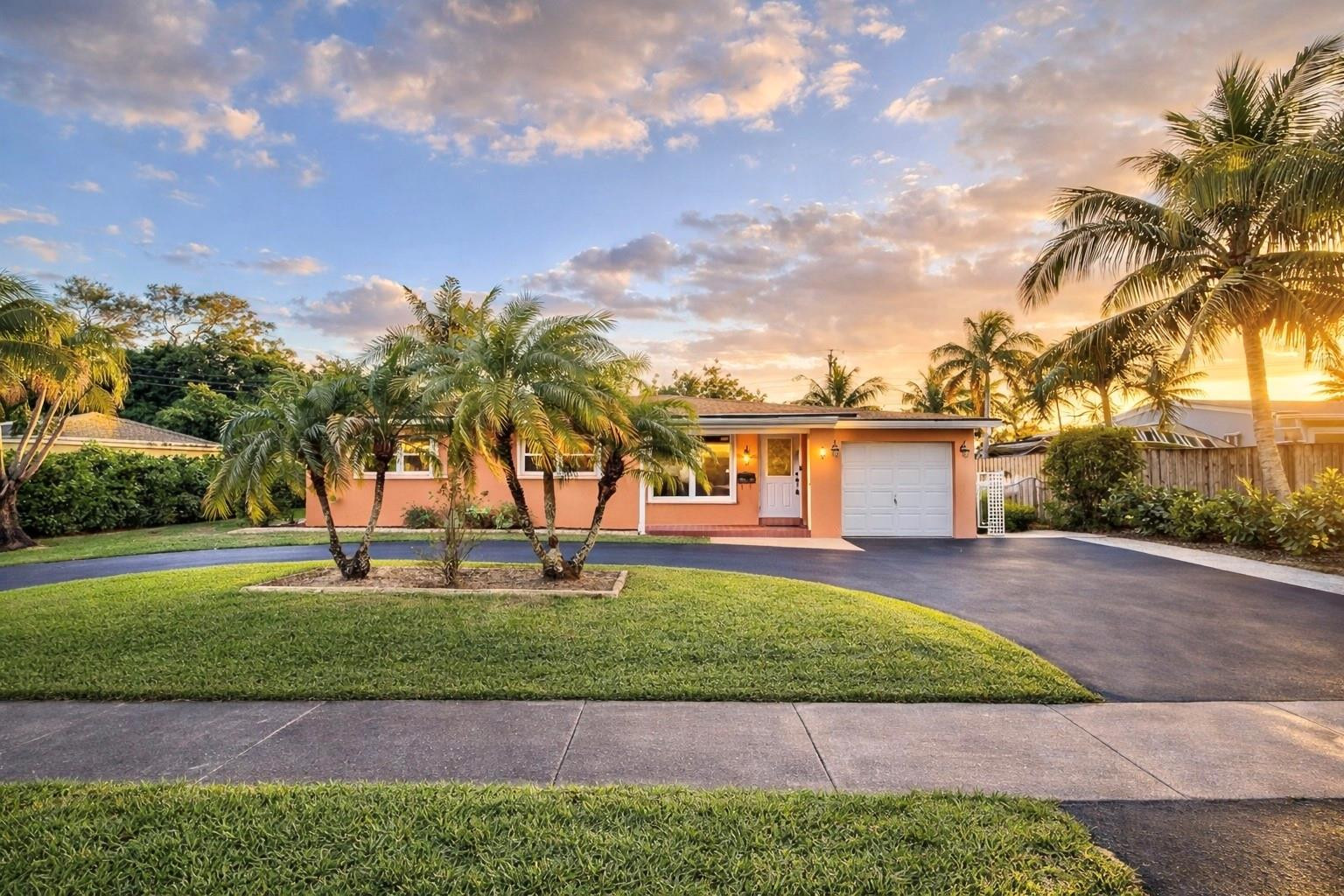 180 SW 9th Court