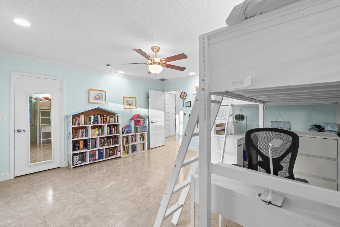 1012 E Cypress Drive