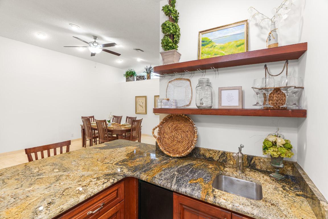 1012 E Cypress Drive