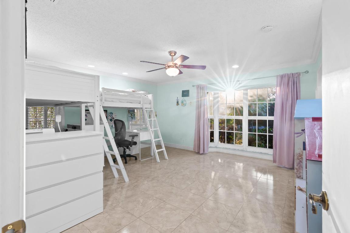 1012 E Cypress Drive