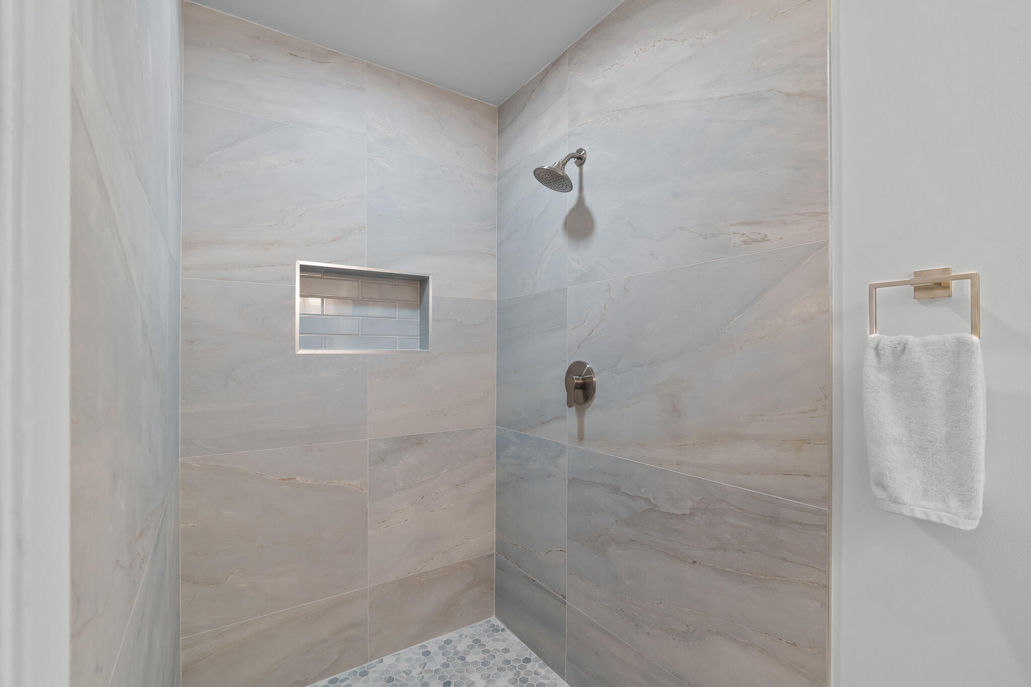 1012 E Cypress Drive