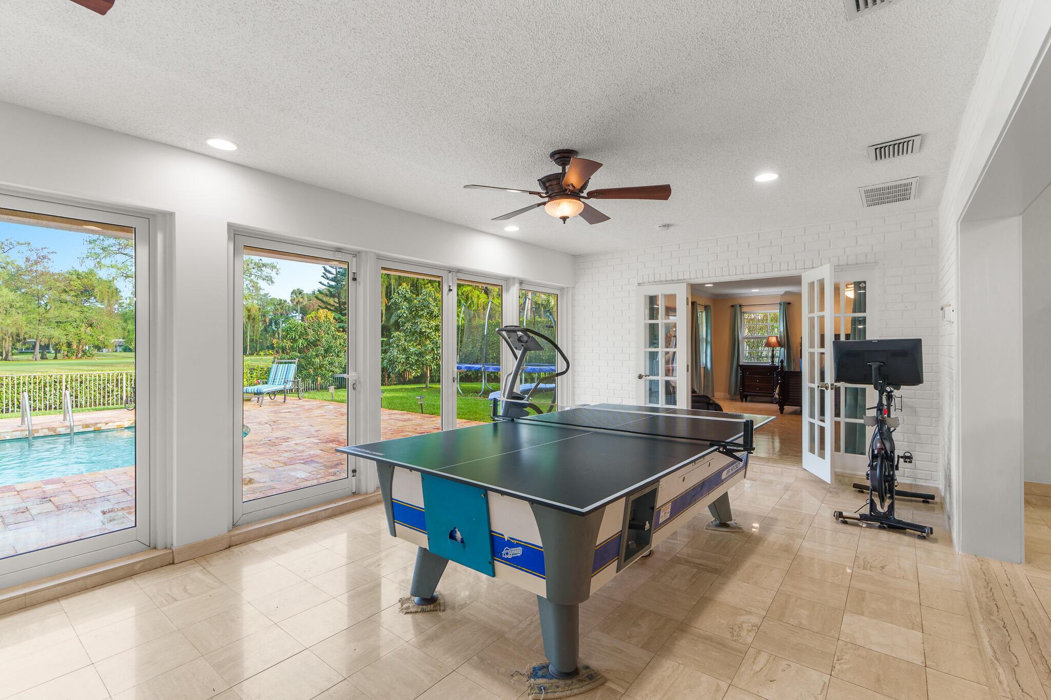 1012 E Cypress Drive