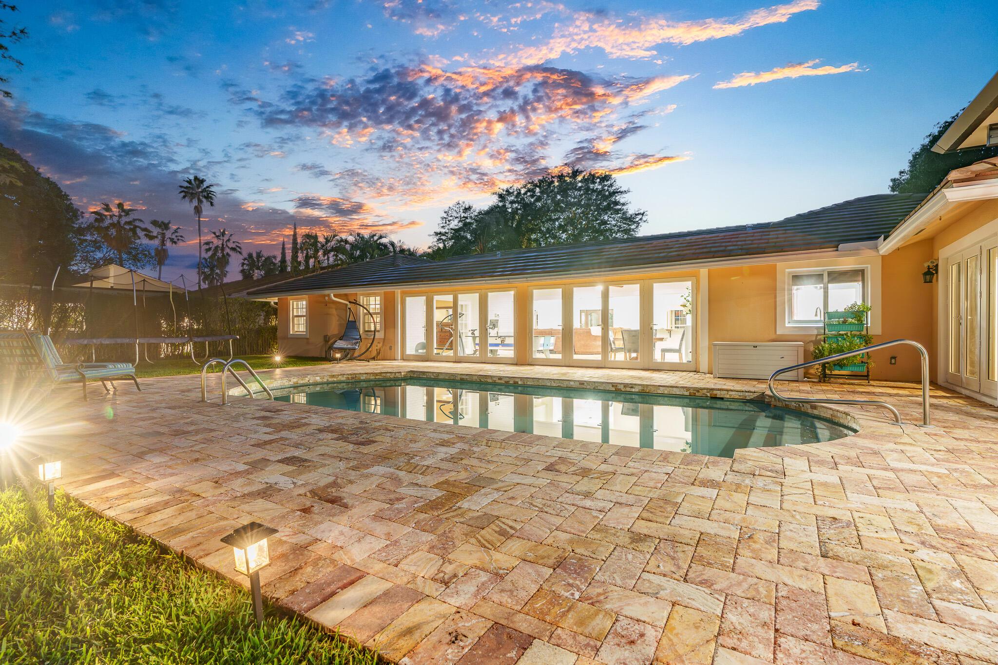 1012 E Cypress Drive