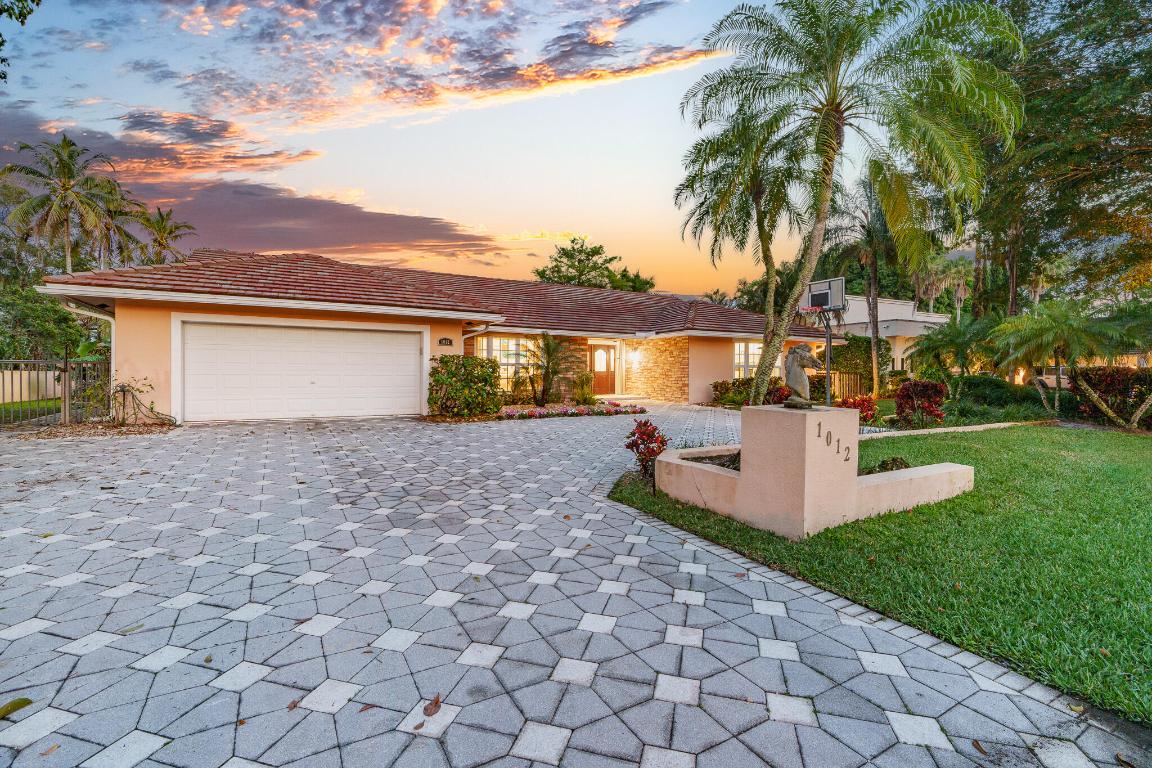 1012 E Cypress Drive