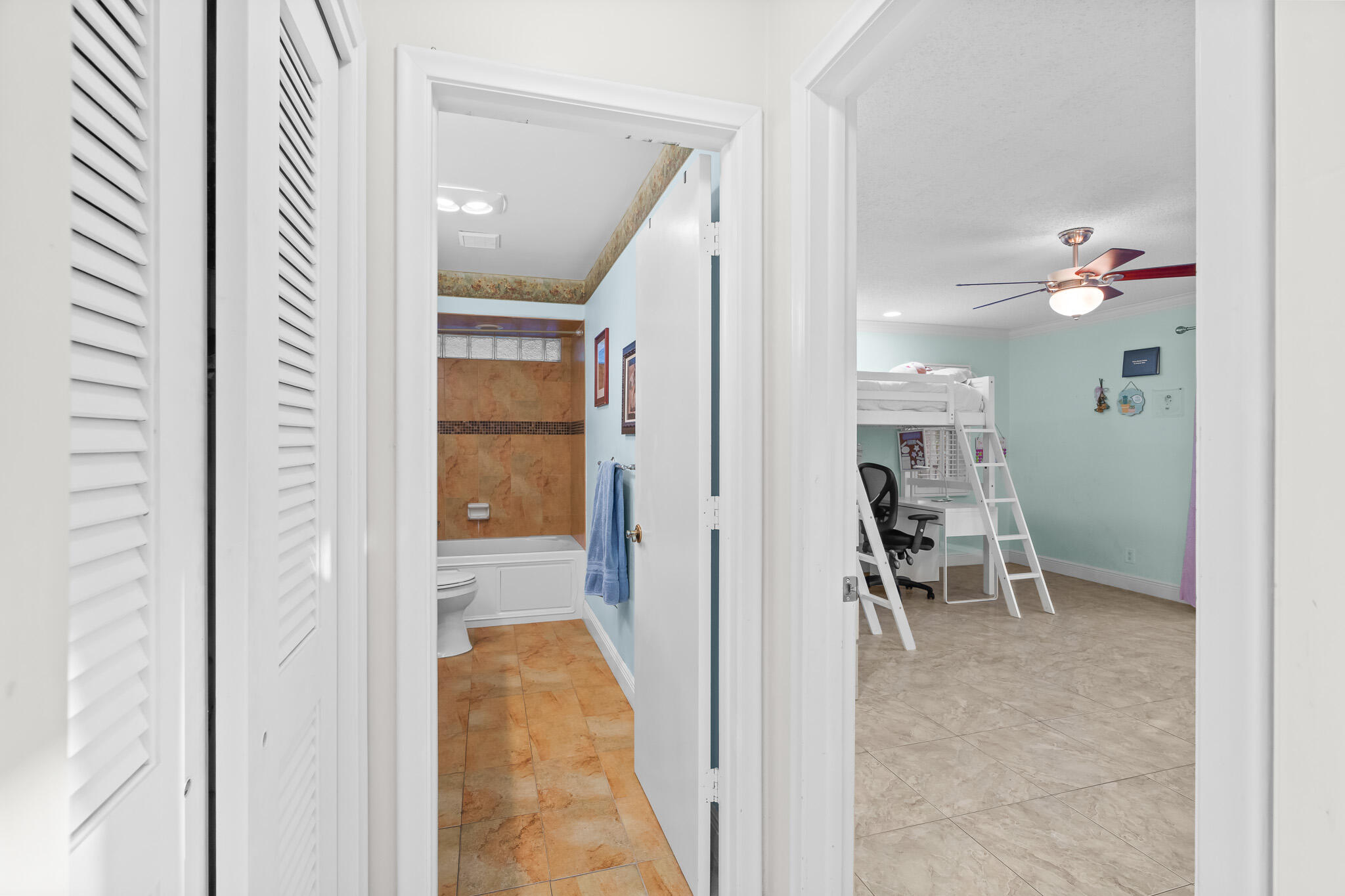 1012 E Cypress Drive