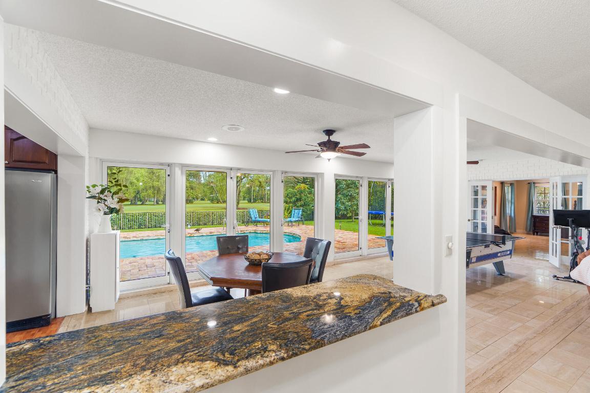 1012 E Cypress Drive