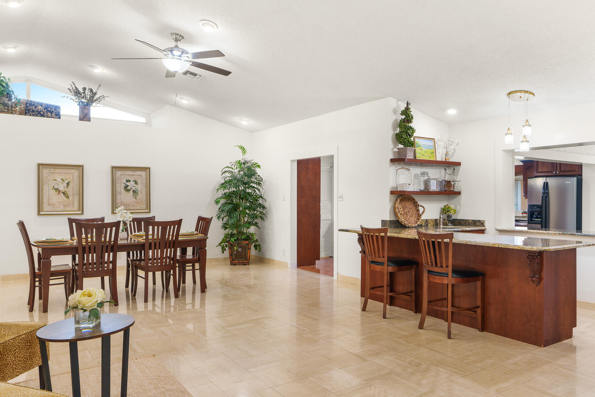 1012 E Cypress Drive