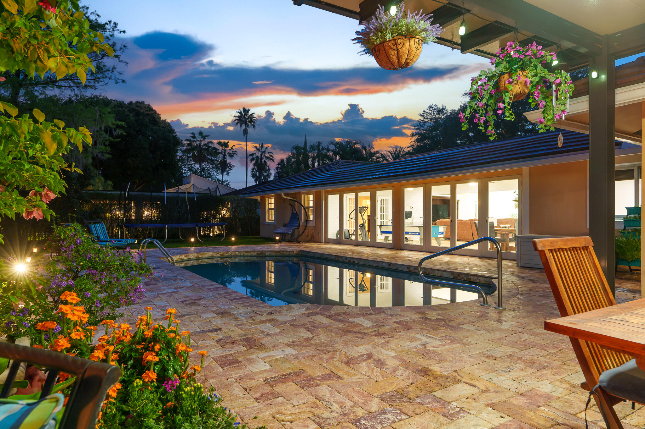 1012 E Cypress Drive