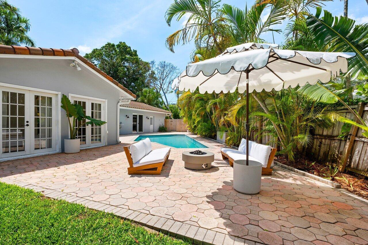 541 SW 9th Terrace
