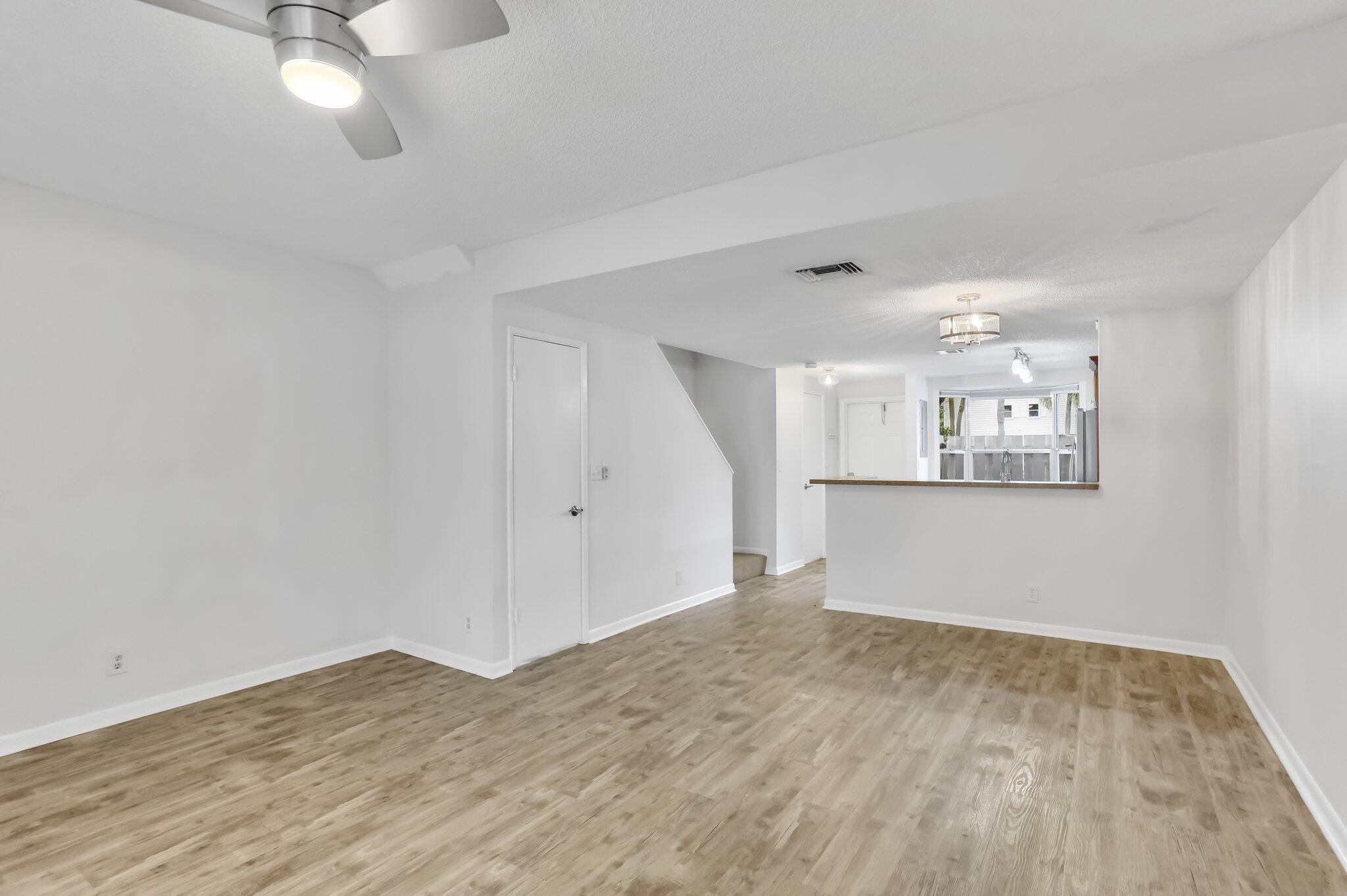 2517 NE 15th Street