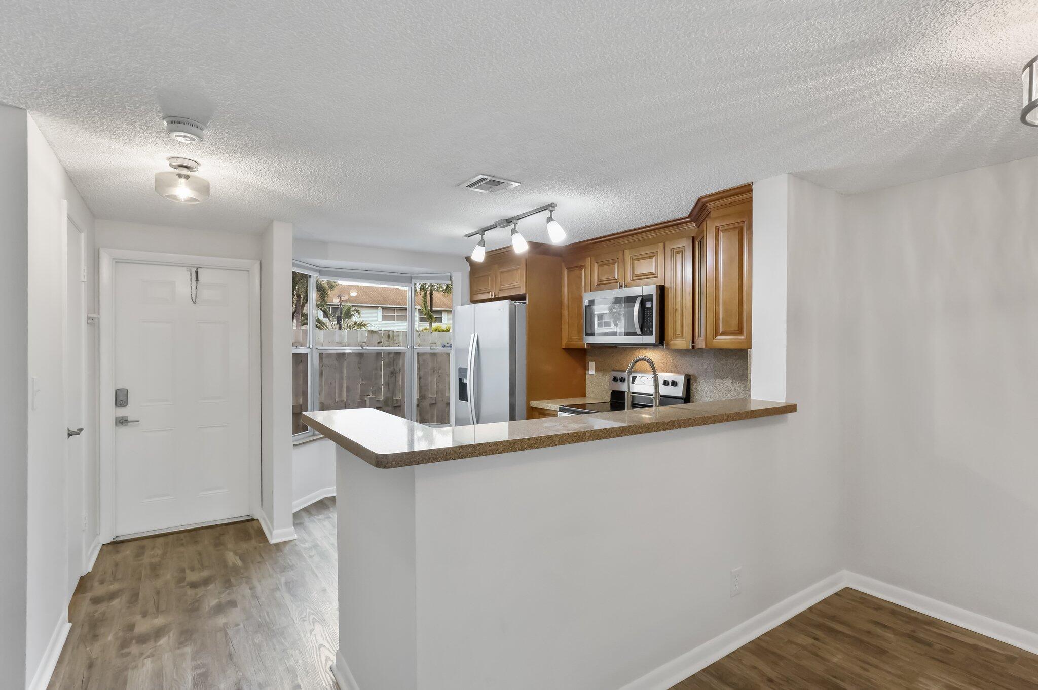 2517 NE 15th Street