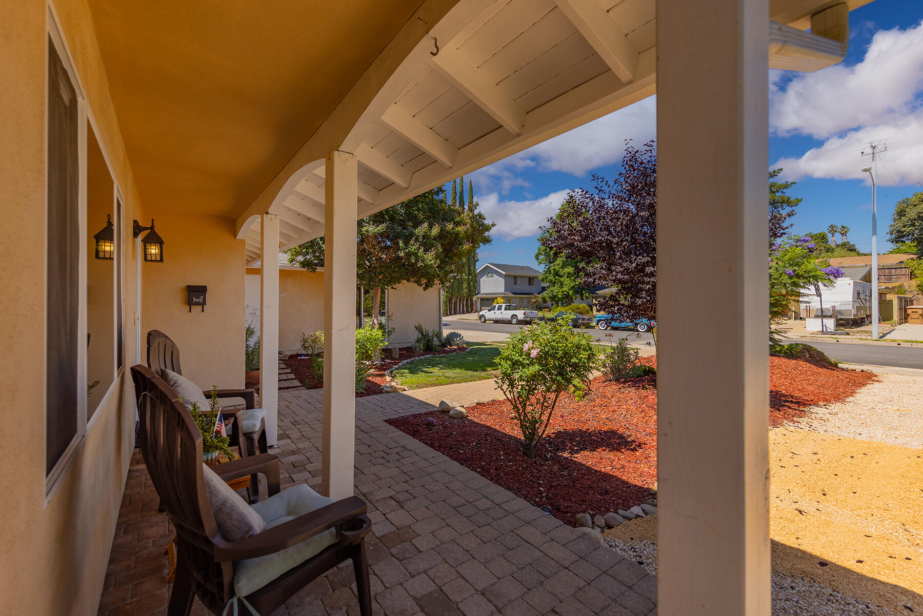 422 S Carrillo Road