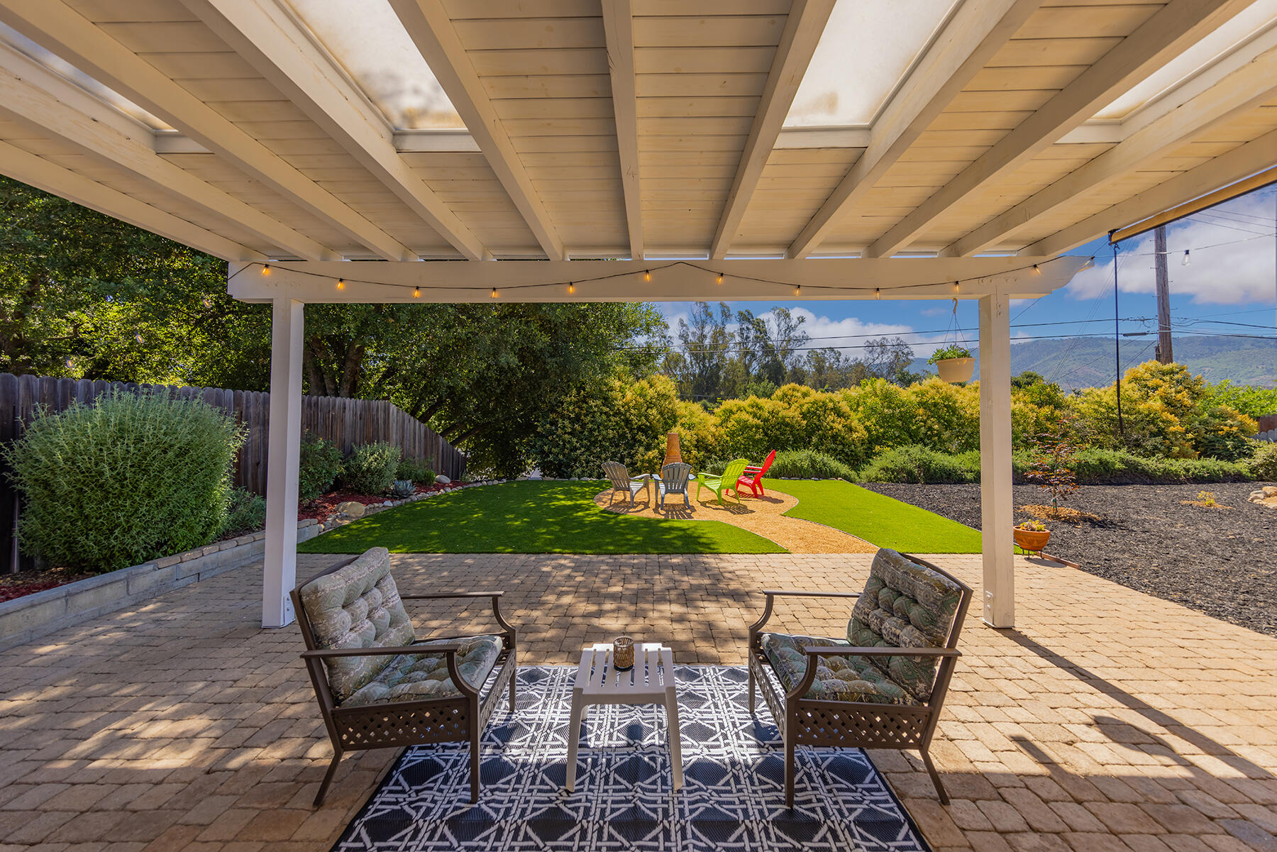 422 S Carrillo Road