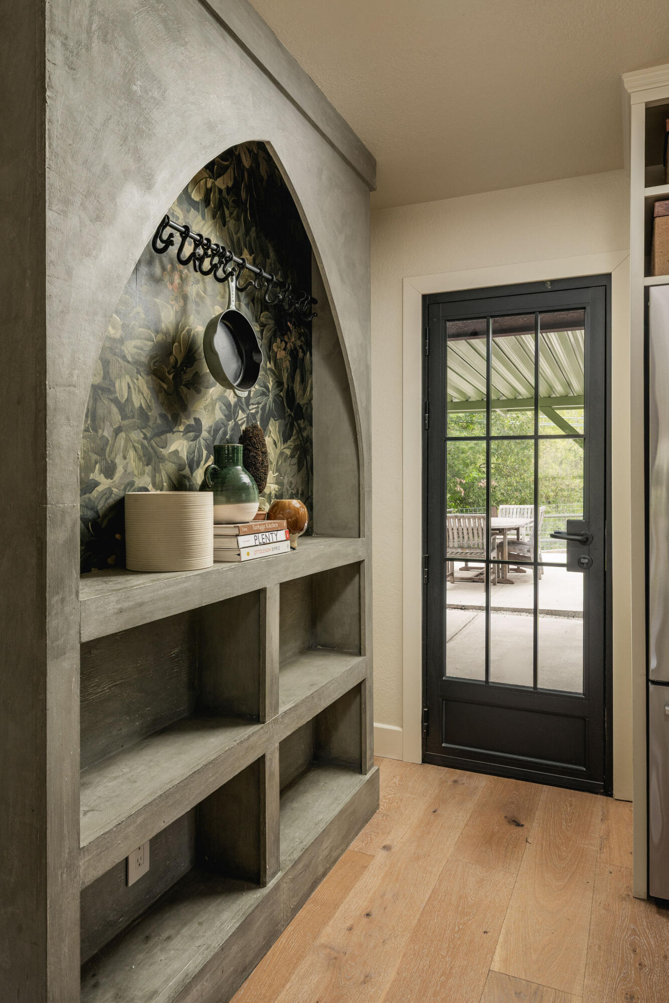 10802 Oak Knoll Road, OJAI