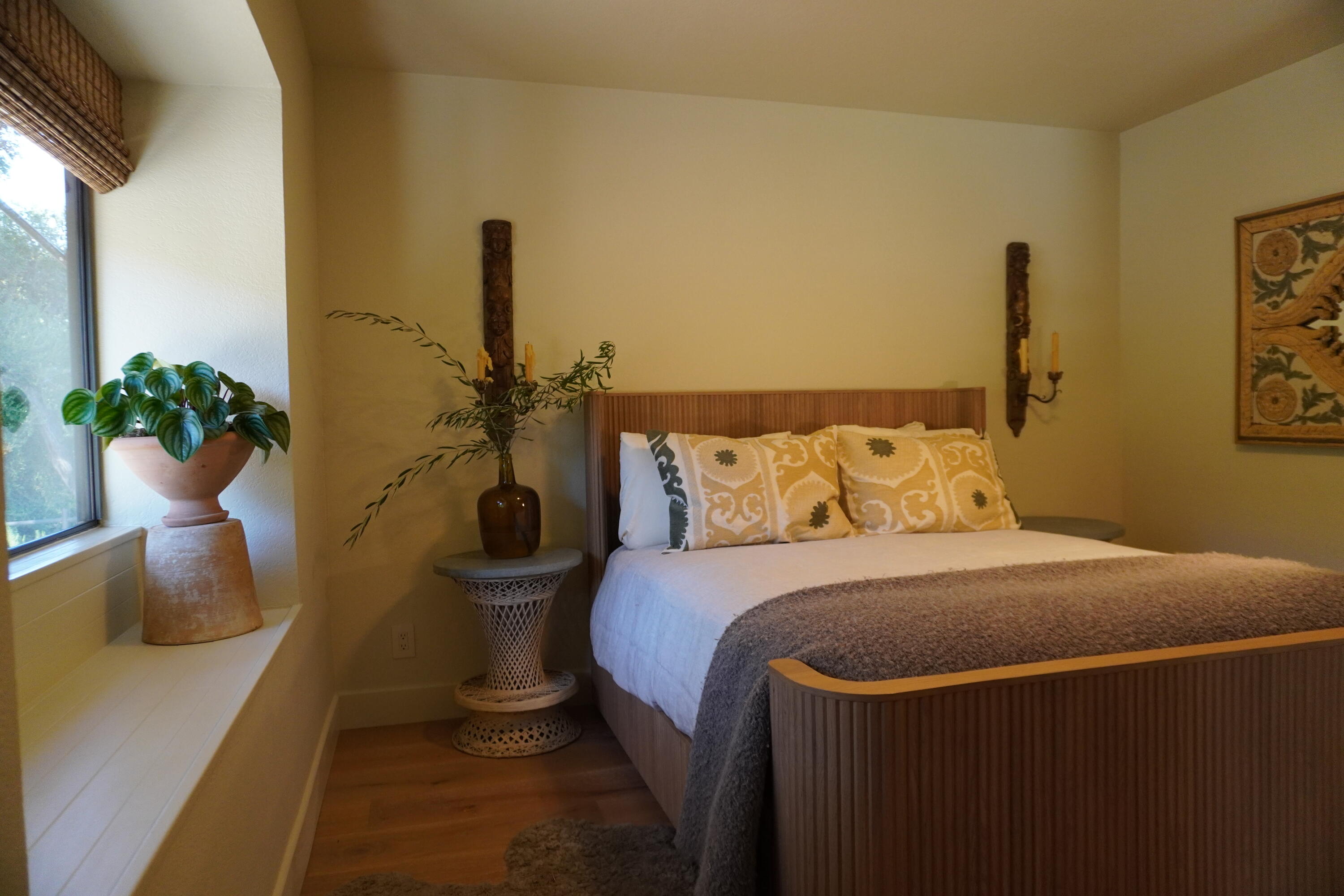 10802 Oak Knoll Road, OJAI