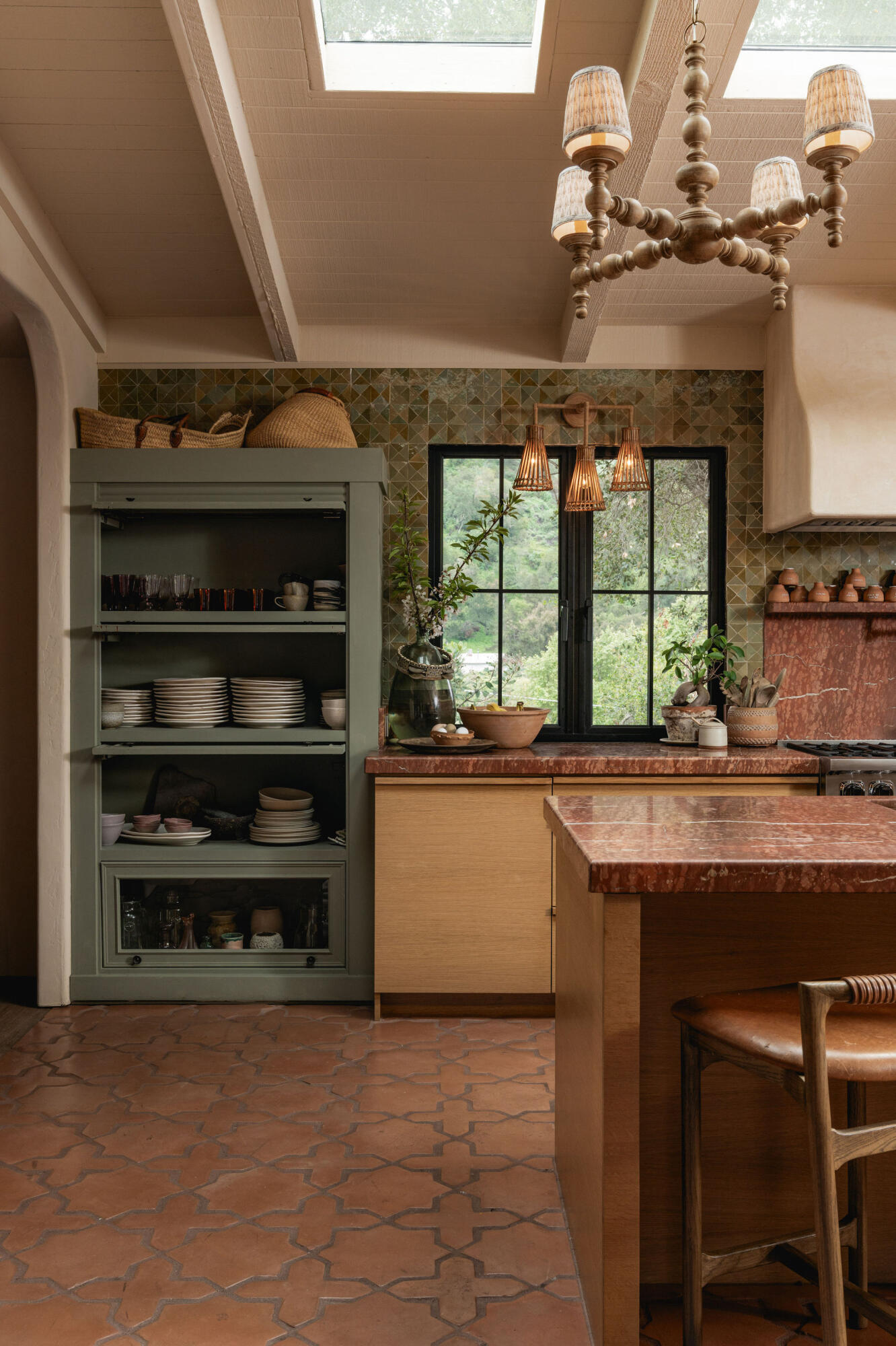 10802 Oak Knoll Road, OJAI