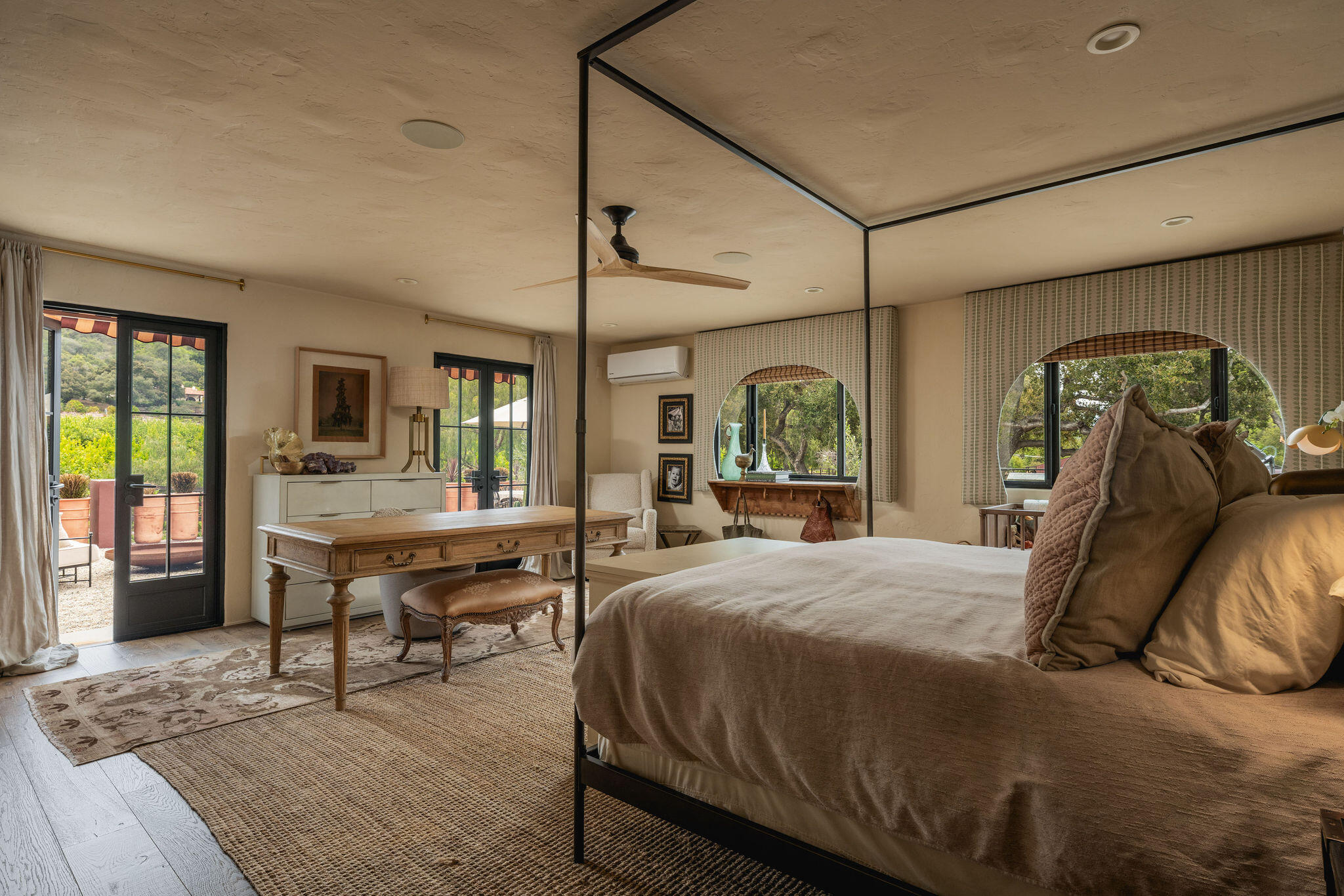 10802 Oak Knoll Road, OJAI