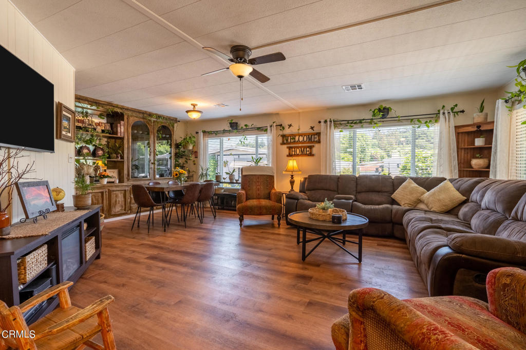 950 Woodland Avenue 42