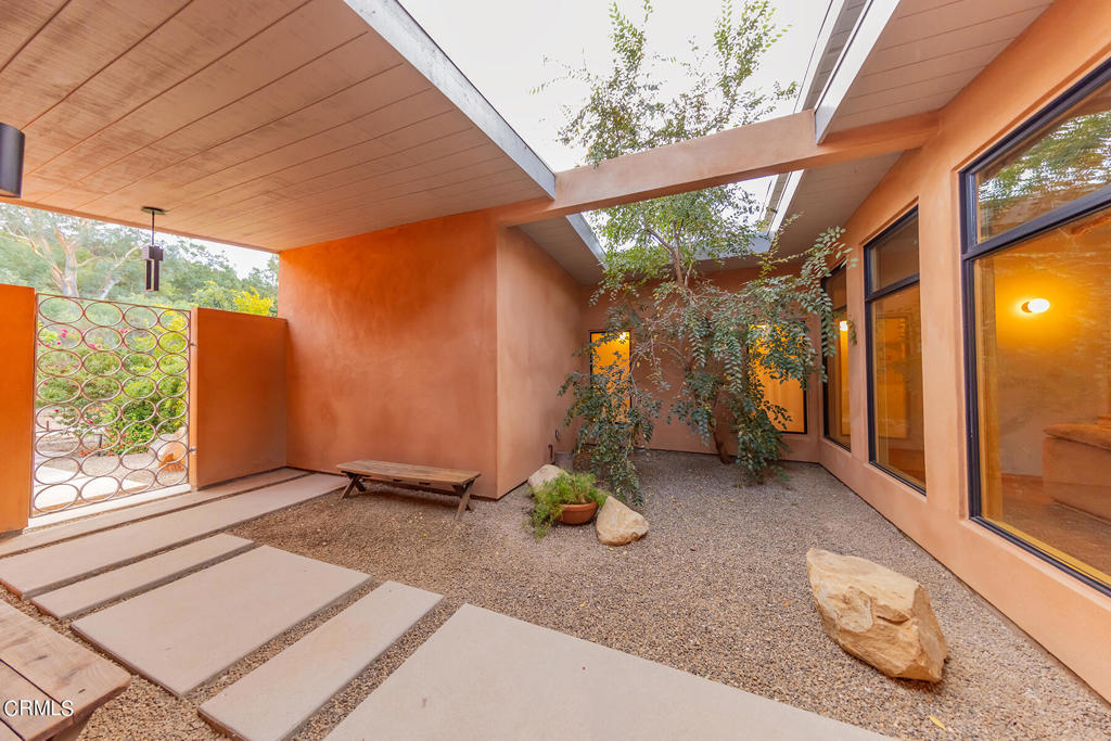 265 E Villanova Road