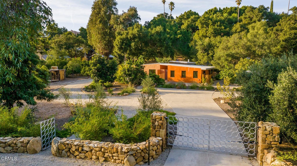 265 E Villanova Road