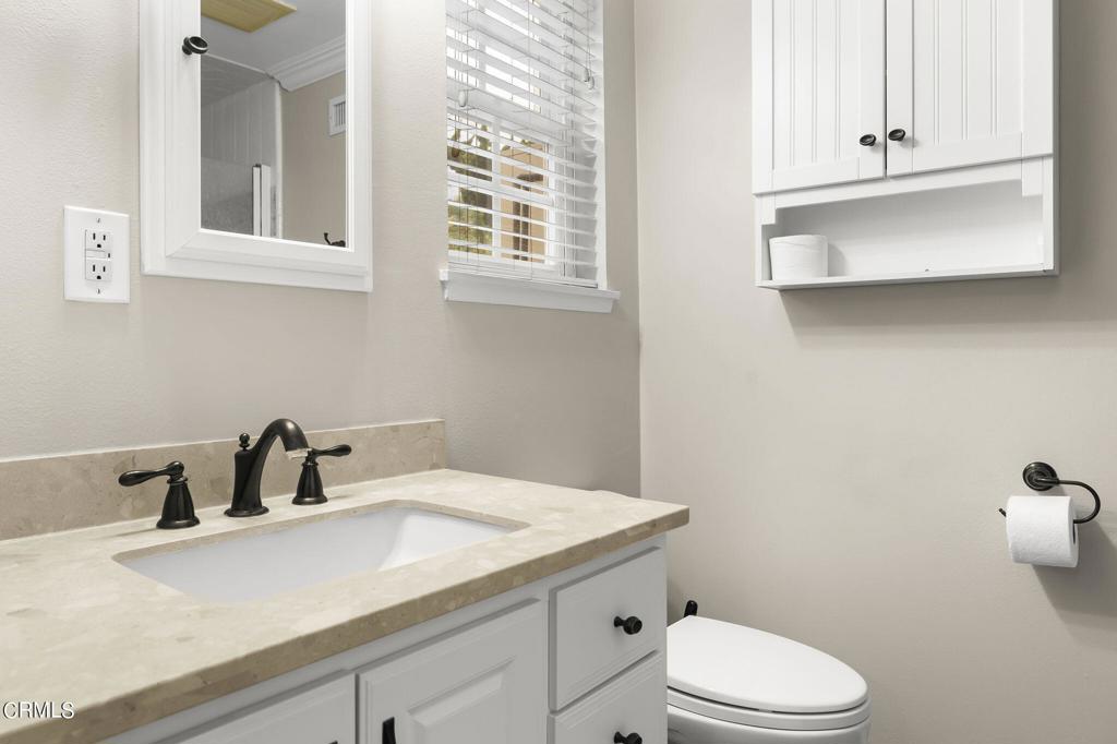 121 W Pleasant Street